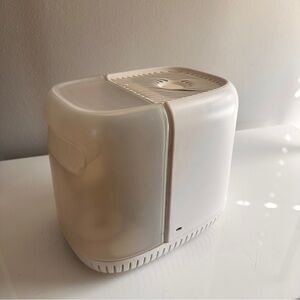 Canopy Humidifier